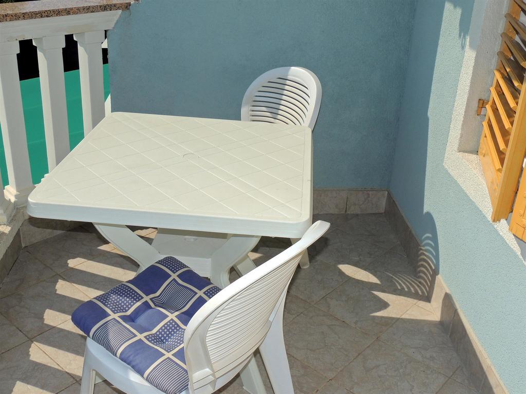 Apartments Zlatko Krk Town Εξωτερικό φωτογραφία